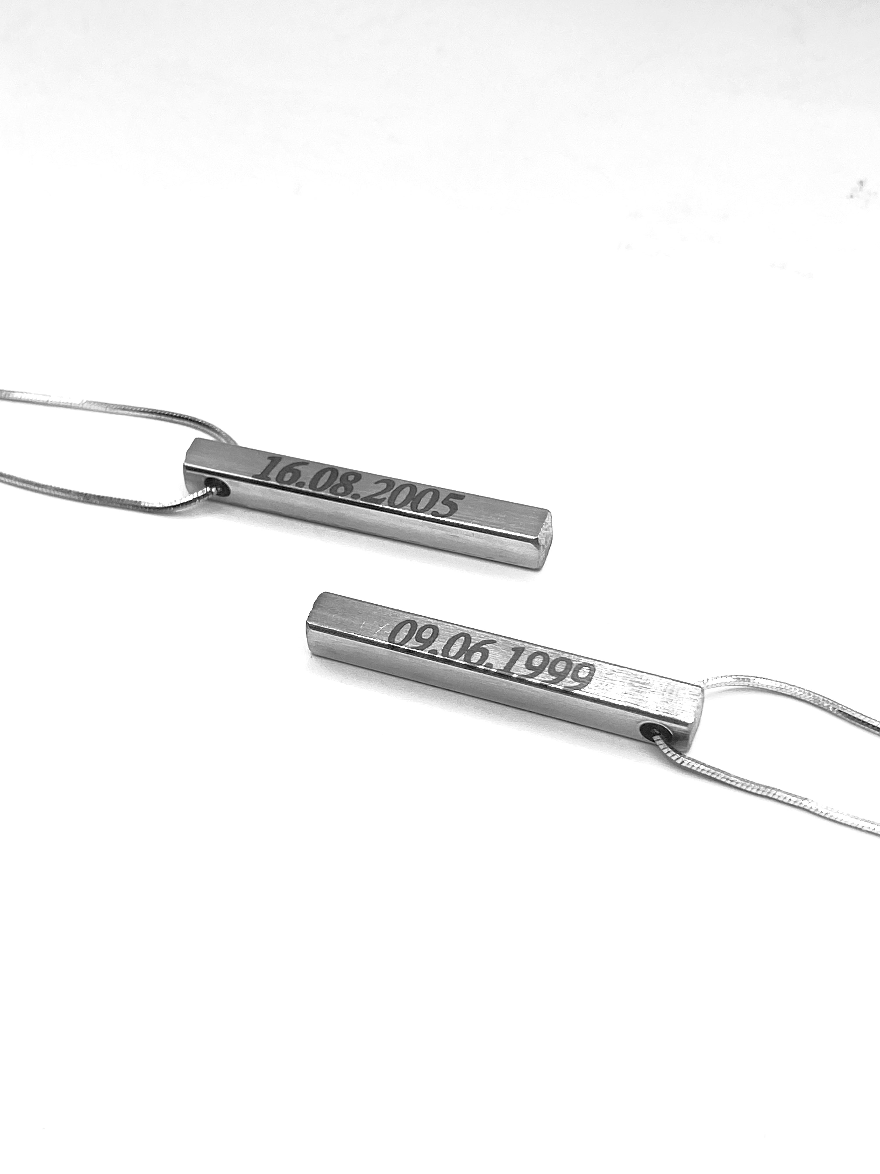 Custom 3D Bar Pendant Necklace Duo Set - Personalized Name Jewellery for Couples, Matching Gift Set for Him and Her