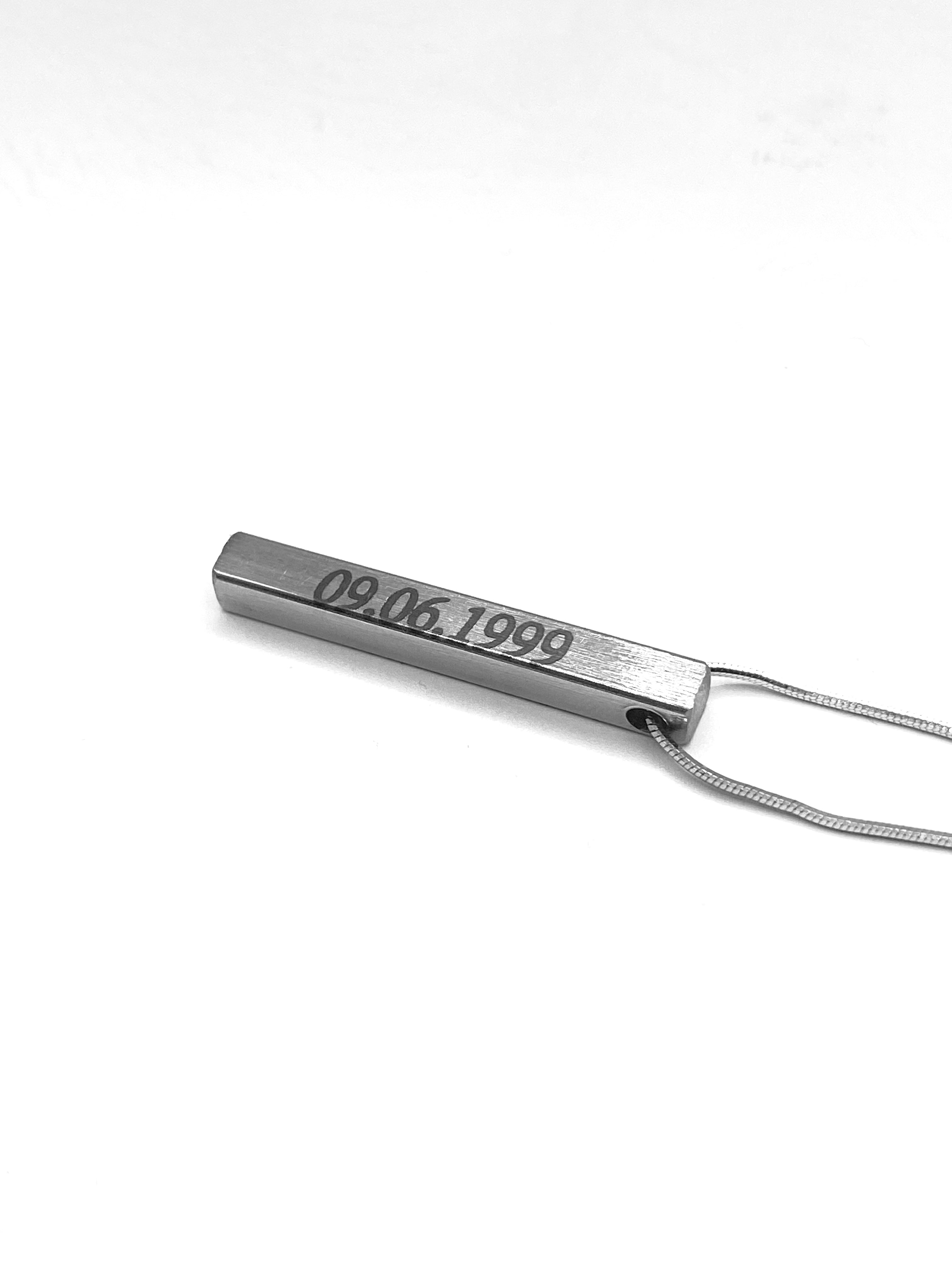 Custom 3D Bar Pendant Necklace - Personalized Name Jewellery for Gifts