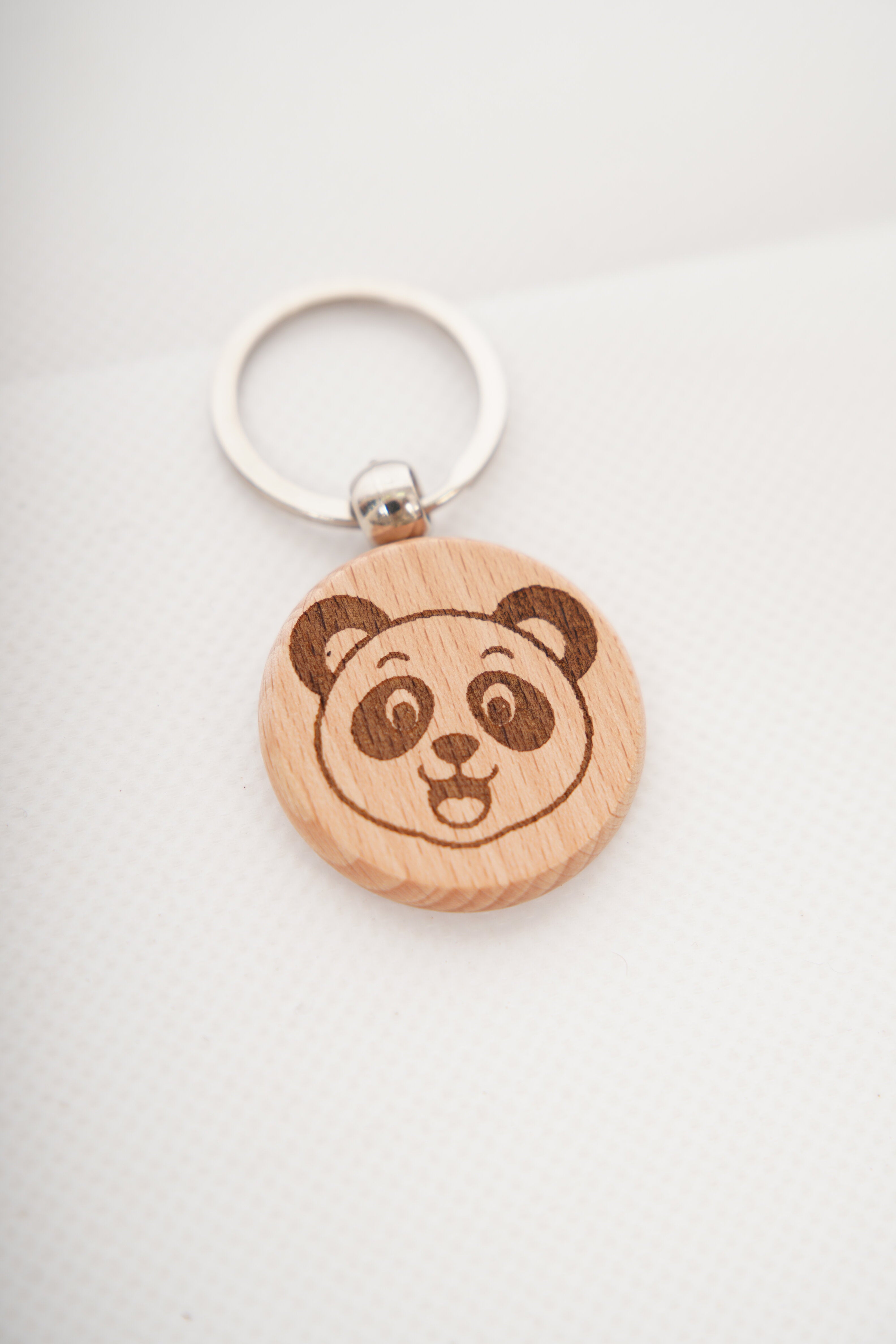 Personalized Wooden Keychain - Custom Engraved Name, Photo or Logo - Round & Rectangle Keyring for House Keys, Pet Memorial or Corporate Gift
